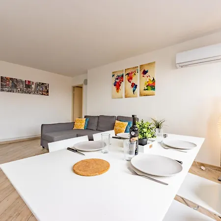 Le Pierre Cazeneuve Vue Et Climatisation Apartament